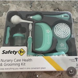 Nursery Care Health and grooming kit